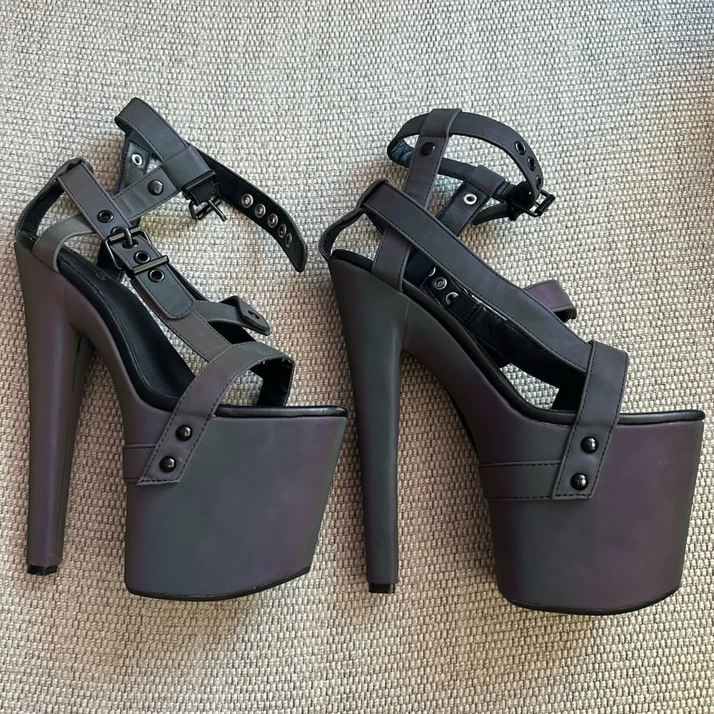 SIZE 6 - YRU Iridescent “Tip Me” High Heels - NEW - Picture 5 of 5